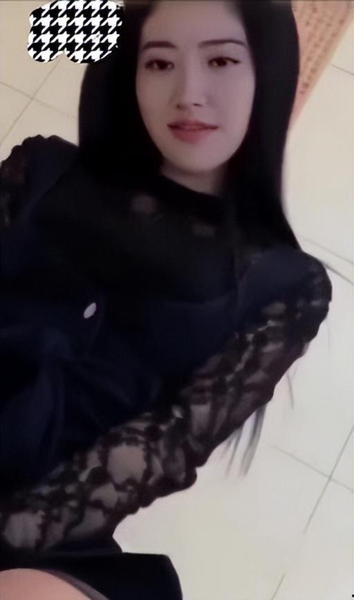 国产美女裸身色视频网站,暗流涌动的网络迷局